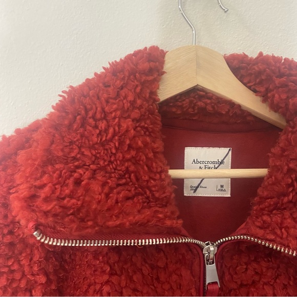Abercrombie & Fitch Sherpa Half-Zip Cinched Cocoon Jacket Red - Picture 6 of 6